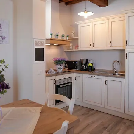 Pianelli Casa di campagna *